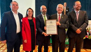 SAC otorga Orden al Mérito Agrícola a Augusto Solano Mejía